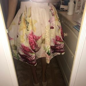 Ted Baker London Skirts - Ted Baker London Skirt Ted Baker London Skirts - Ted Baker London Skirt